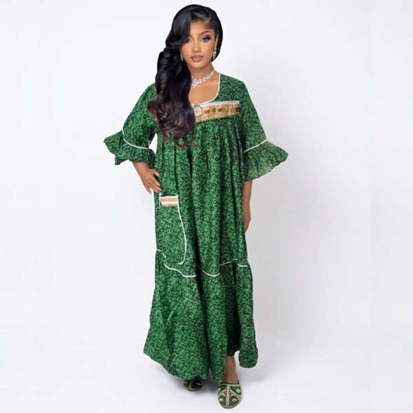 Loose-flowing Kaba for women